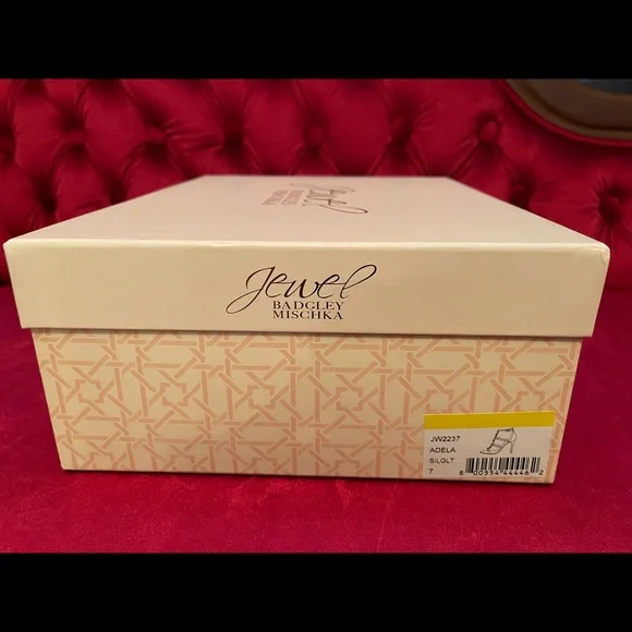 NWT ‘Adela’ From Badgley Mischka’s Jewel Collection - Picture 2 of 13